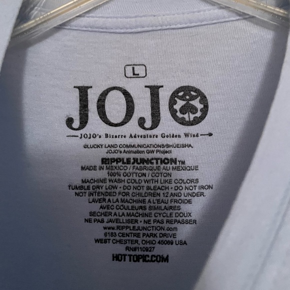 JoJo’s Bizarre Adventure Woman’s Tee Giorno Giovanni with Golden Wind Size Large - Picture 2 of 2